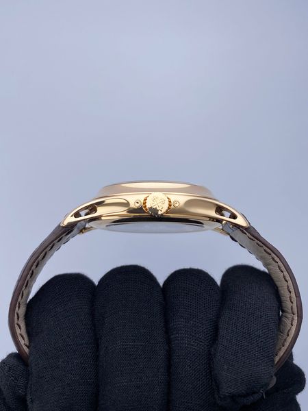 Patek Philippe Complications 5205R-001